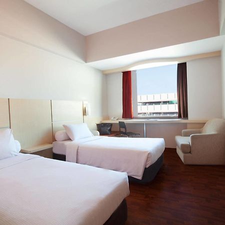 Ibis Mangga Dua Hotel Jakarta Luaran gambar
