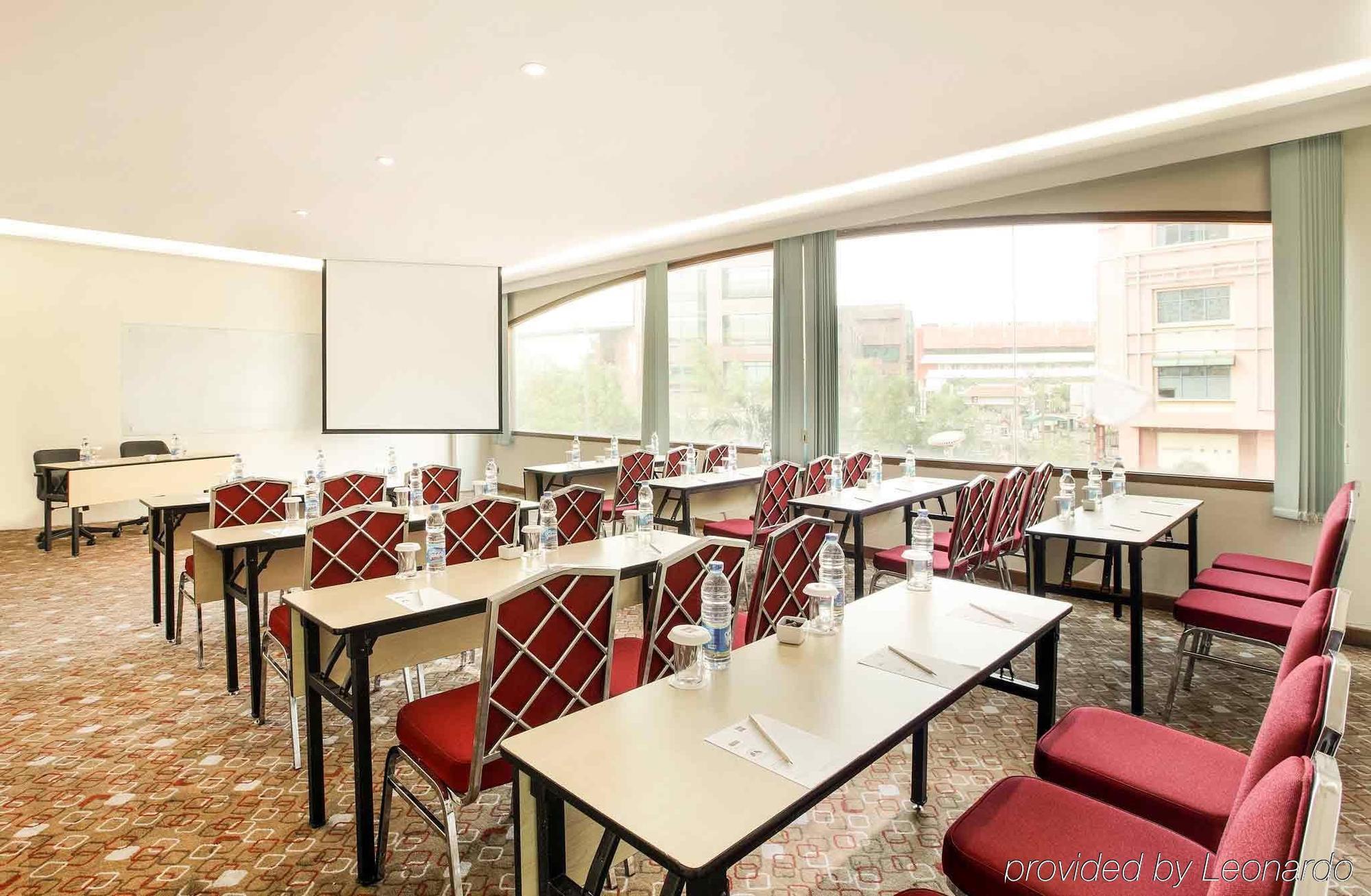 Ibis Mangga Dua Hotel Jakarta Luaran gambar