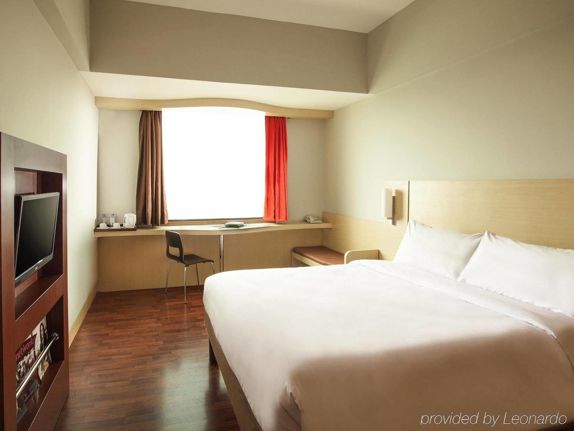 Ibis Mangga Dua Hotel Jakarta Luaran gambar