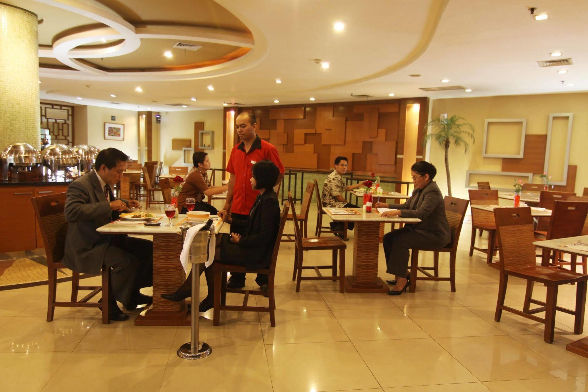 Ibis Mangga Dua Hotel Jakarta Luaran gambar